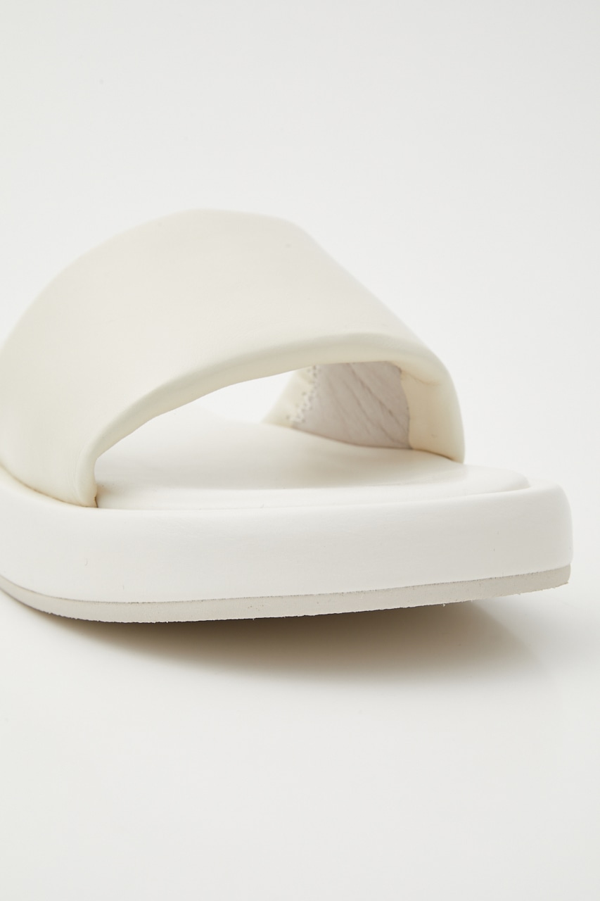 ラウンディッシュスリッパサンダル WHT 22.0cm