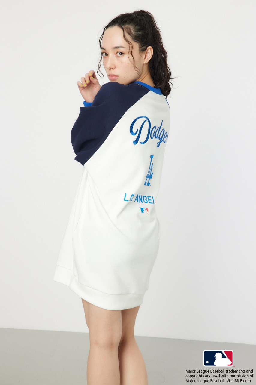 MLBラグランスウェットワンピース O/WHT FREE