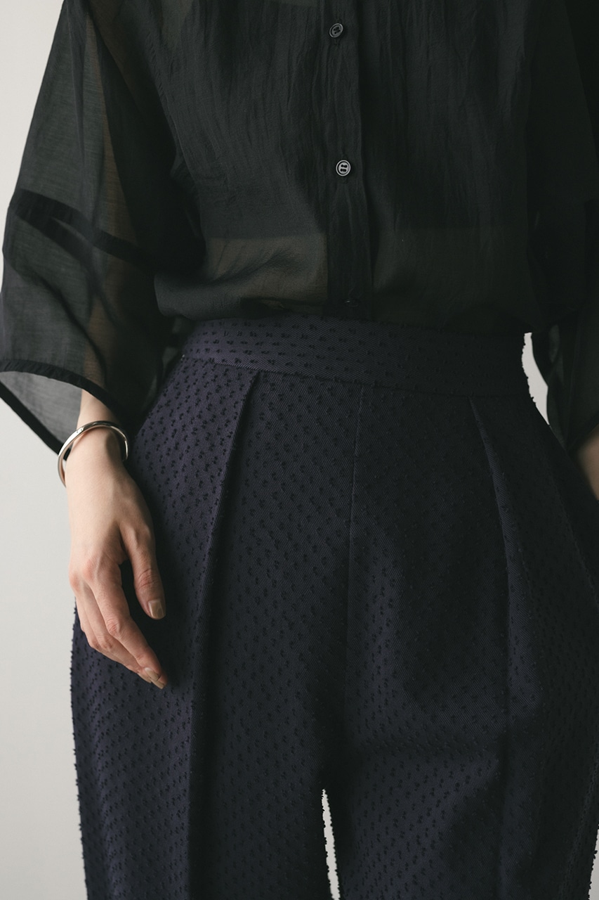 アウトドットフォルムパンツ NVY M