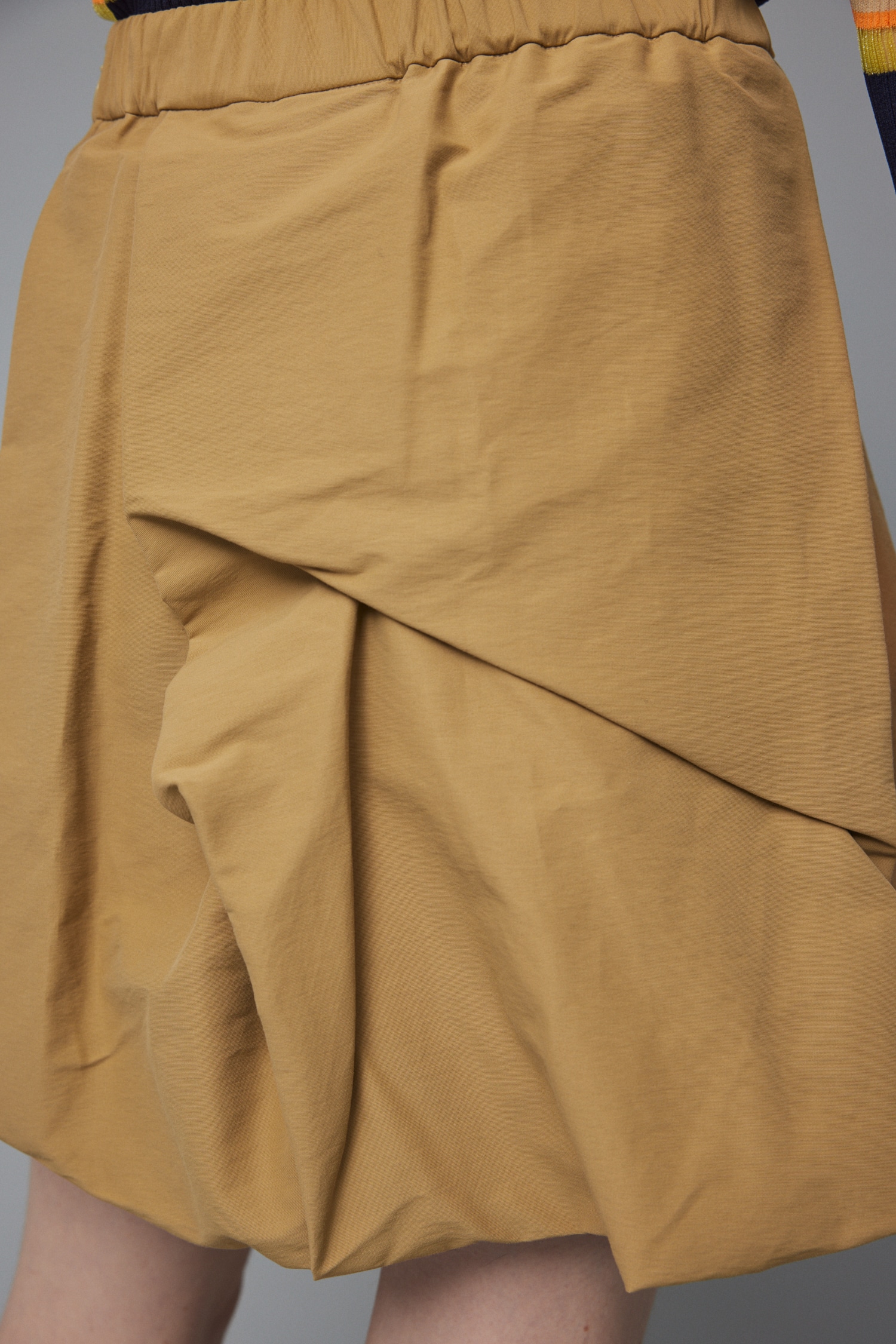 Random gather skirt BEG FREE