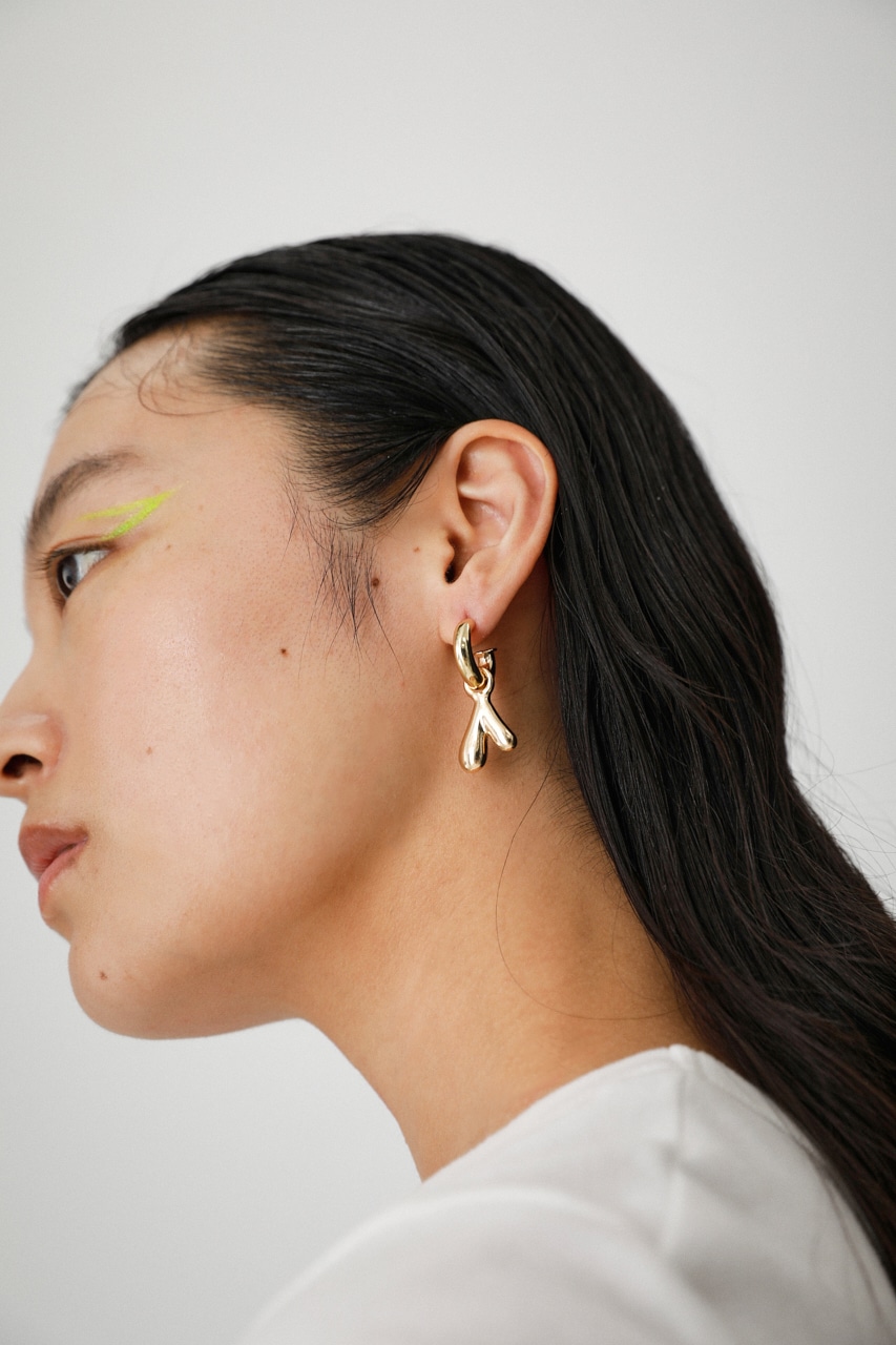 RU-4518 ブルブラッド シルバーピアス 20240306 心強く