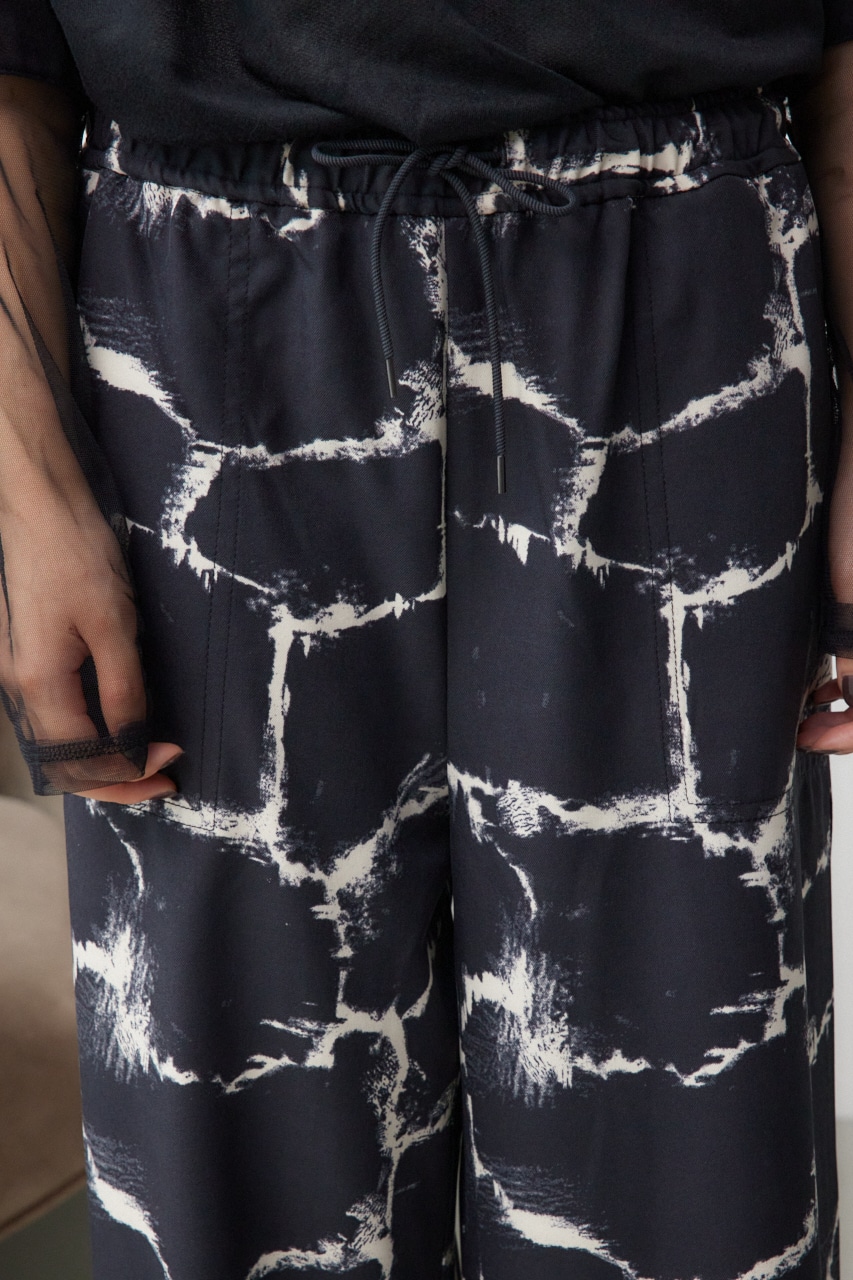 パッチポケットイージーパンツ 柄BLK M