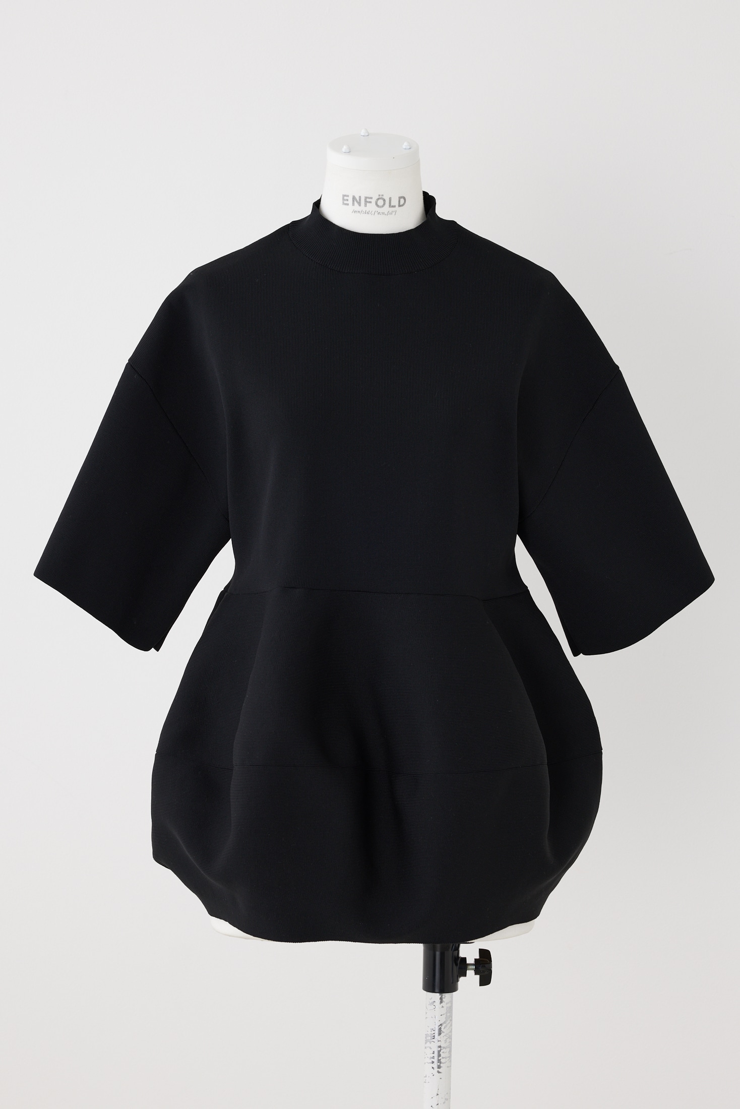 SOLID-PEPLUM PULLOVER