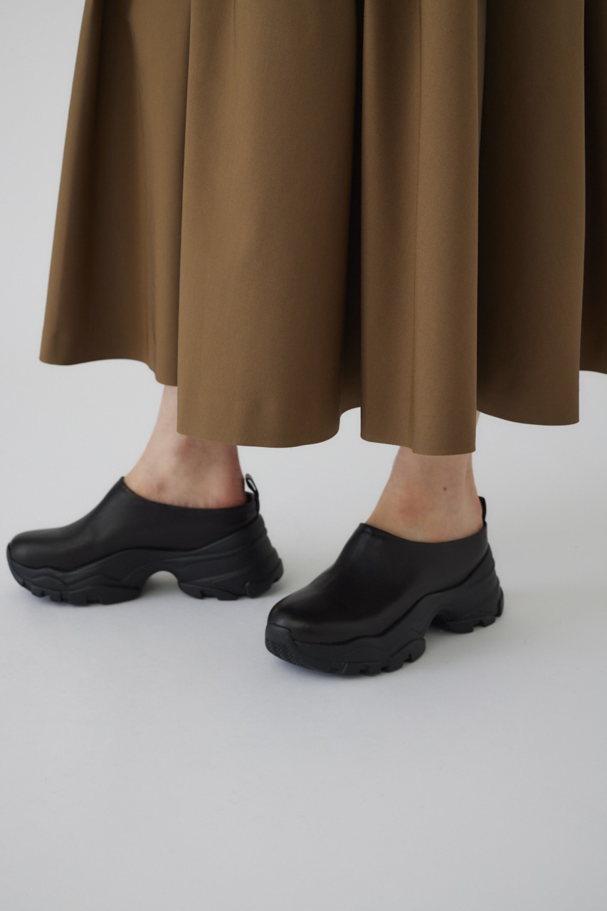 Volume pleats SK L/BRN 38