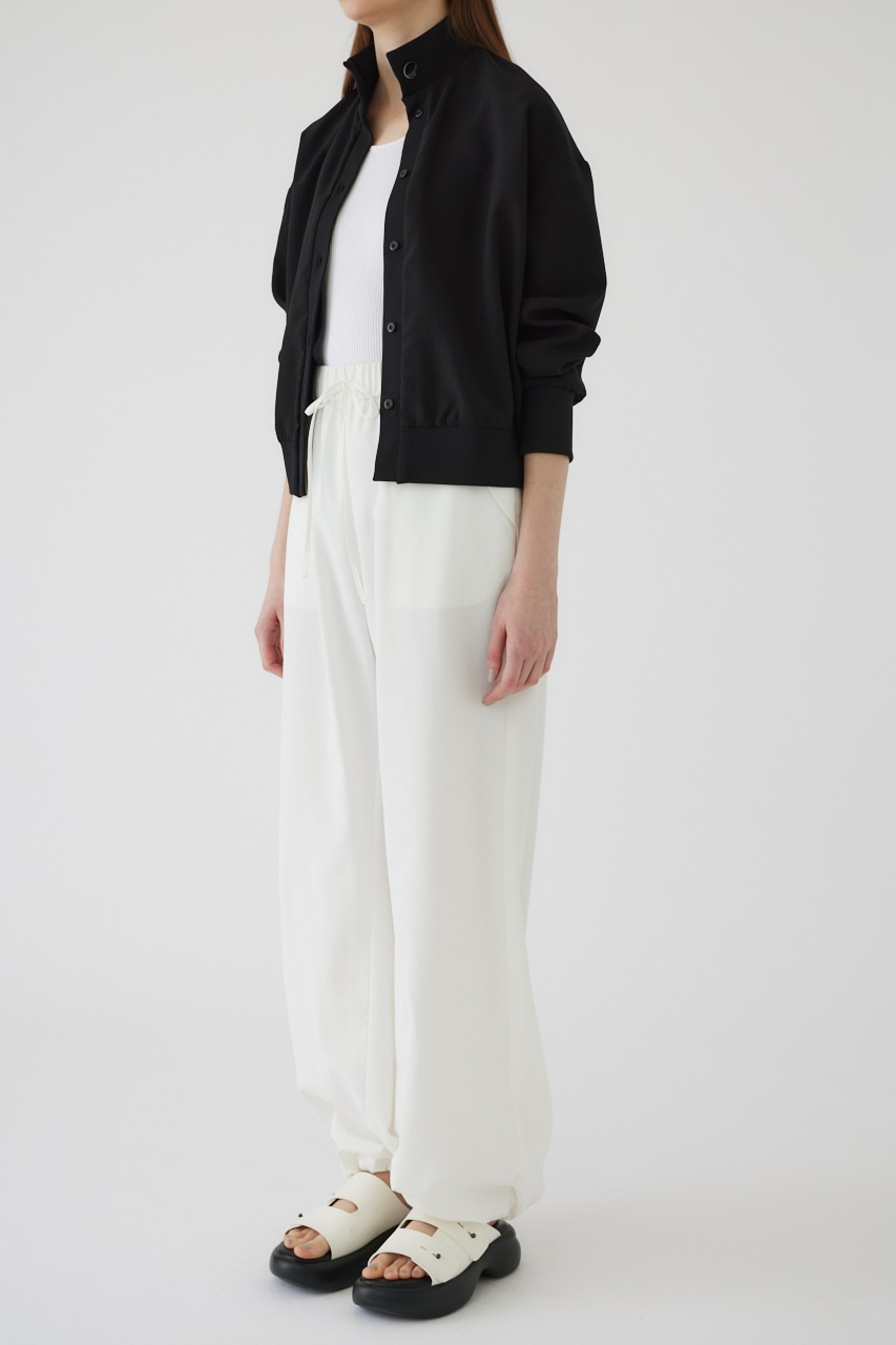 Similar color light blouson BLK FREE