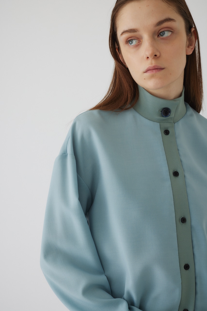 Similar color light blouson L/BLU FREE