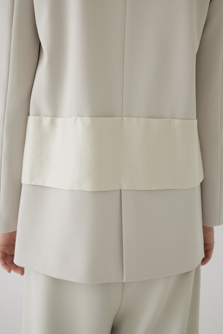 Fashionable tailored JK L/GRY FREE