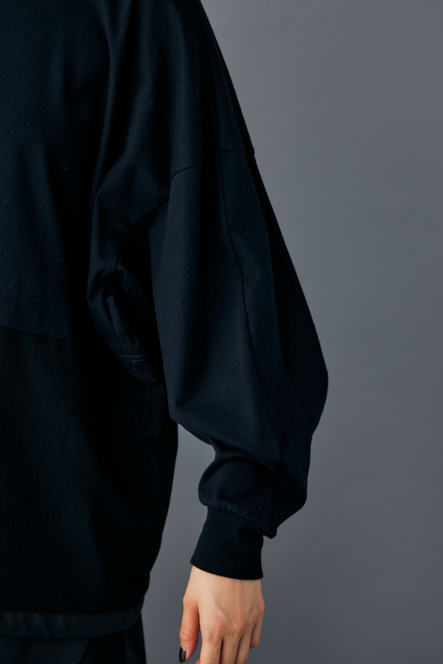 layered long-sleeves pullover｜M｜BLK 