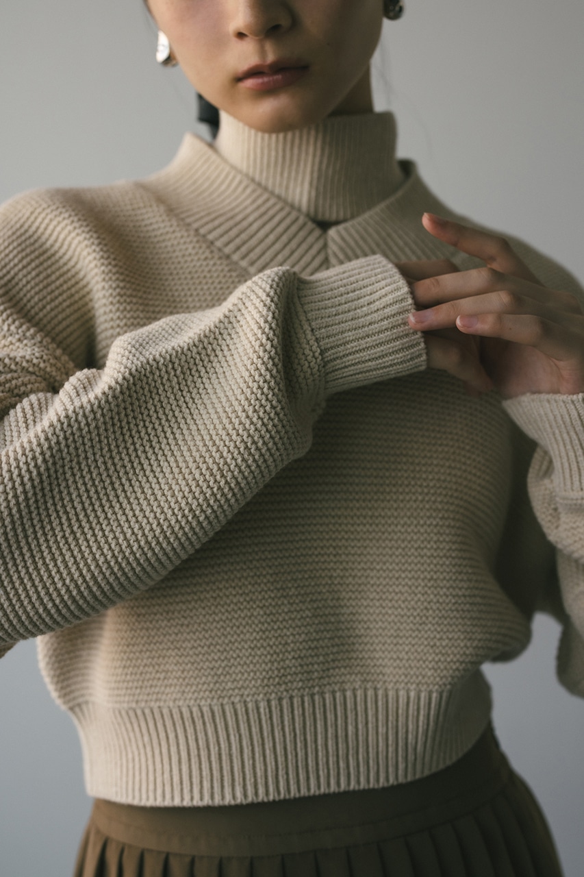 チョーカーネックVニット IVOY FREE