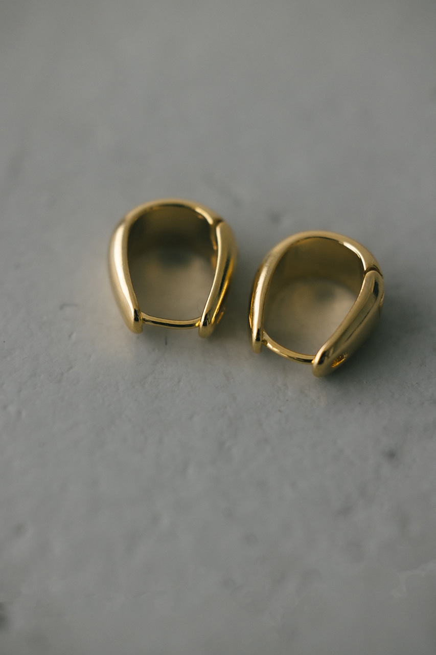 フラップフープピアス GLD FREE