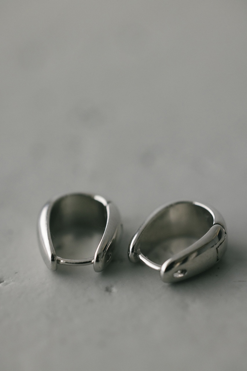 フラップフープピアス SLV FREE