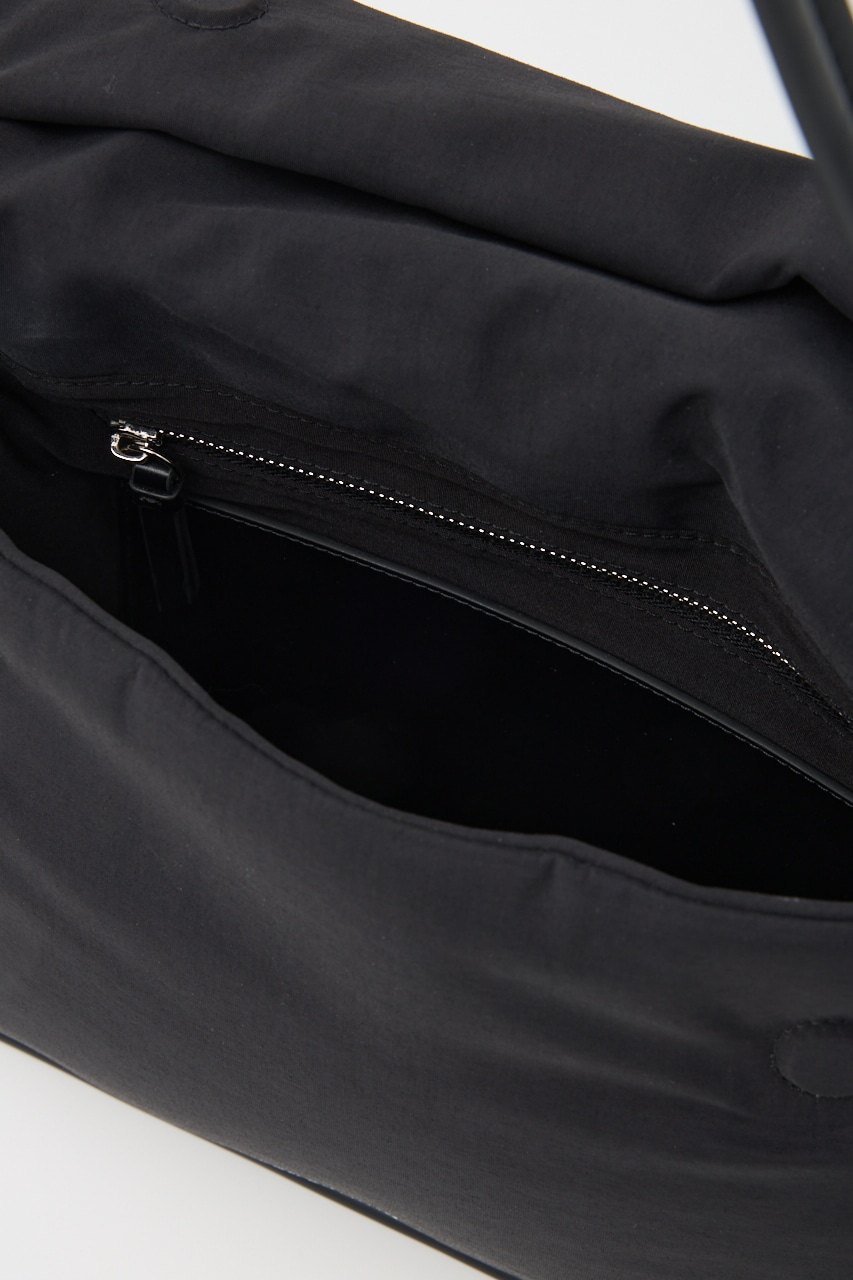【ADD CULUMN】ROLLA M FABRIC バッグ BLK FREE