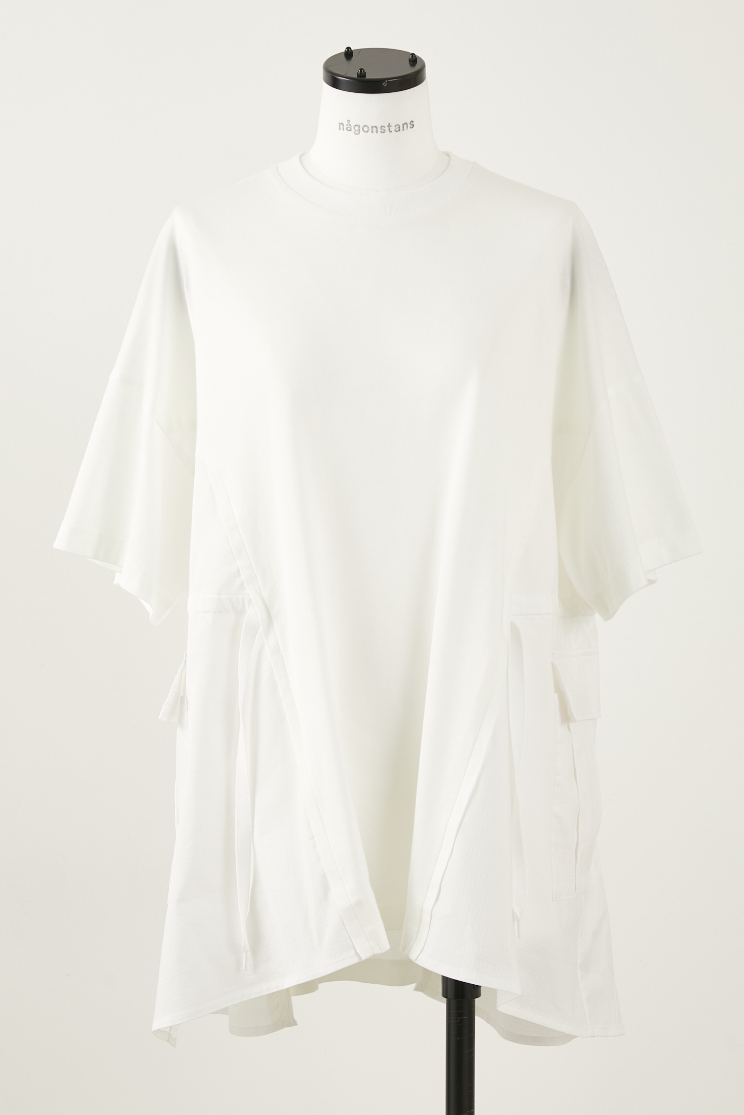 top｜M｜WHT｜cut and sewn｜någonstans official online store | ナゴ 