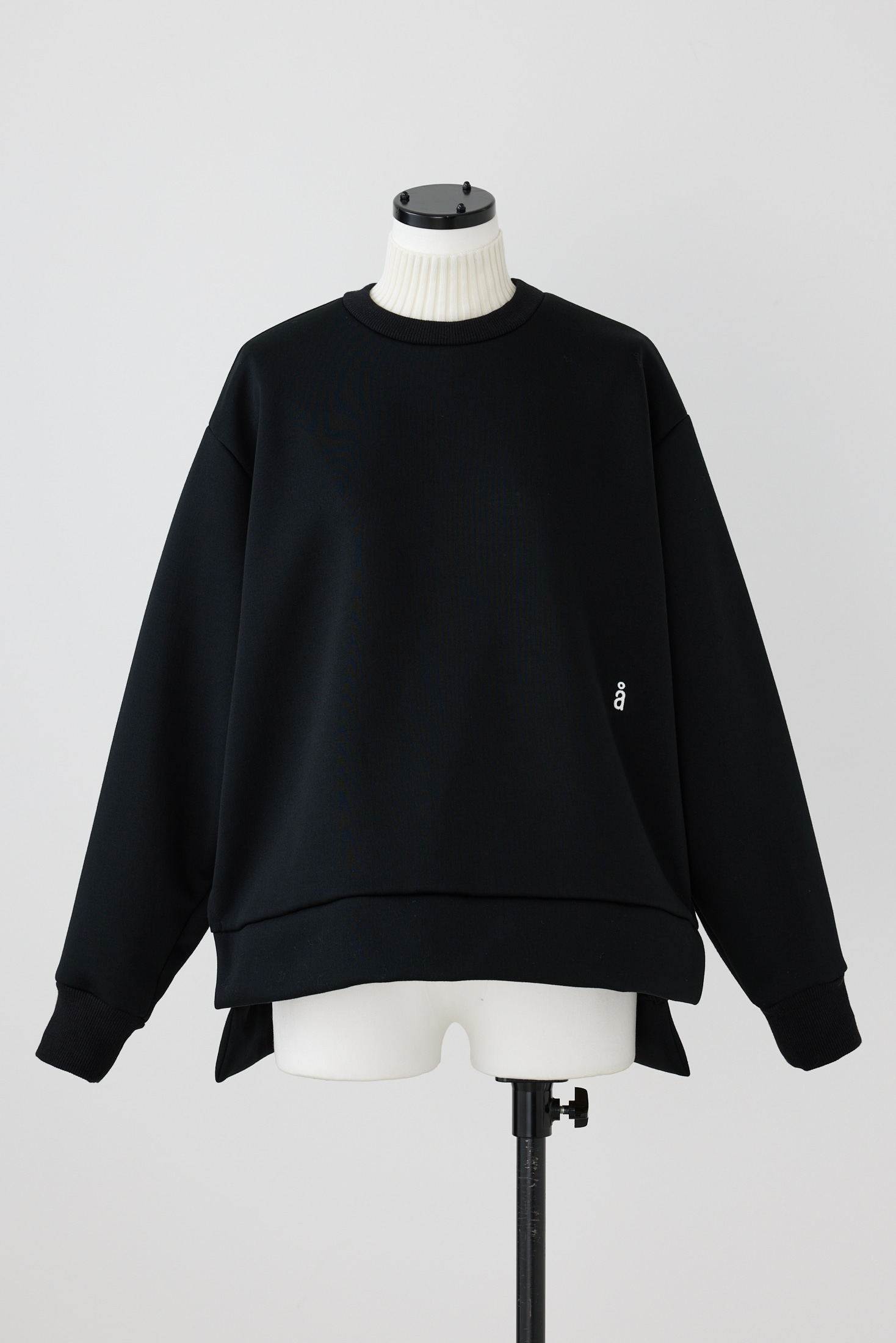 nagonstans layered-neck pullover