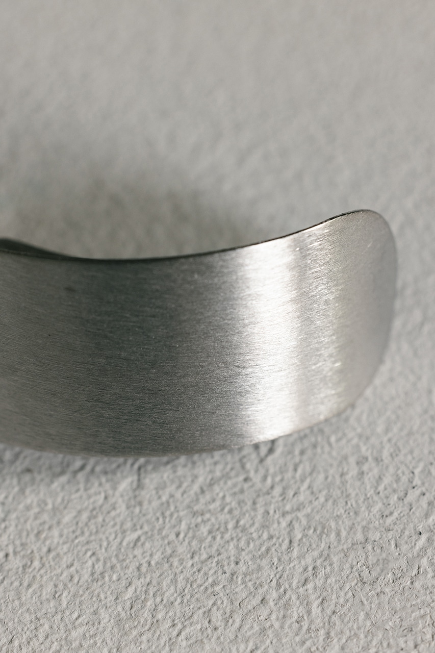 カーブラインヘアバレッタ SLV FREE