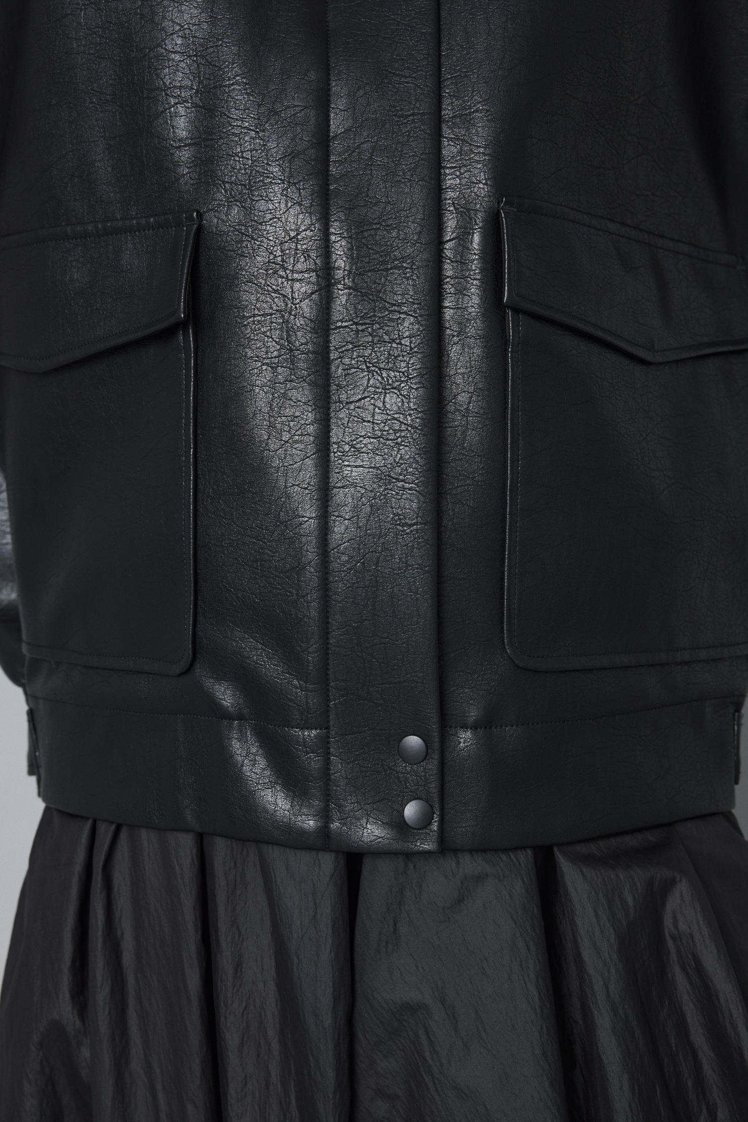 HeRIN.CYE | Fake leather vest (ベスト ) |SHEL'TTER WEBSTORE