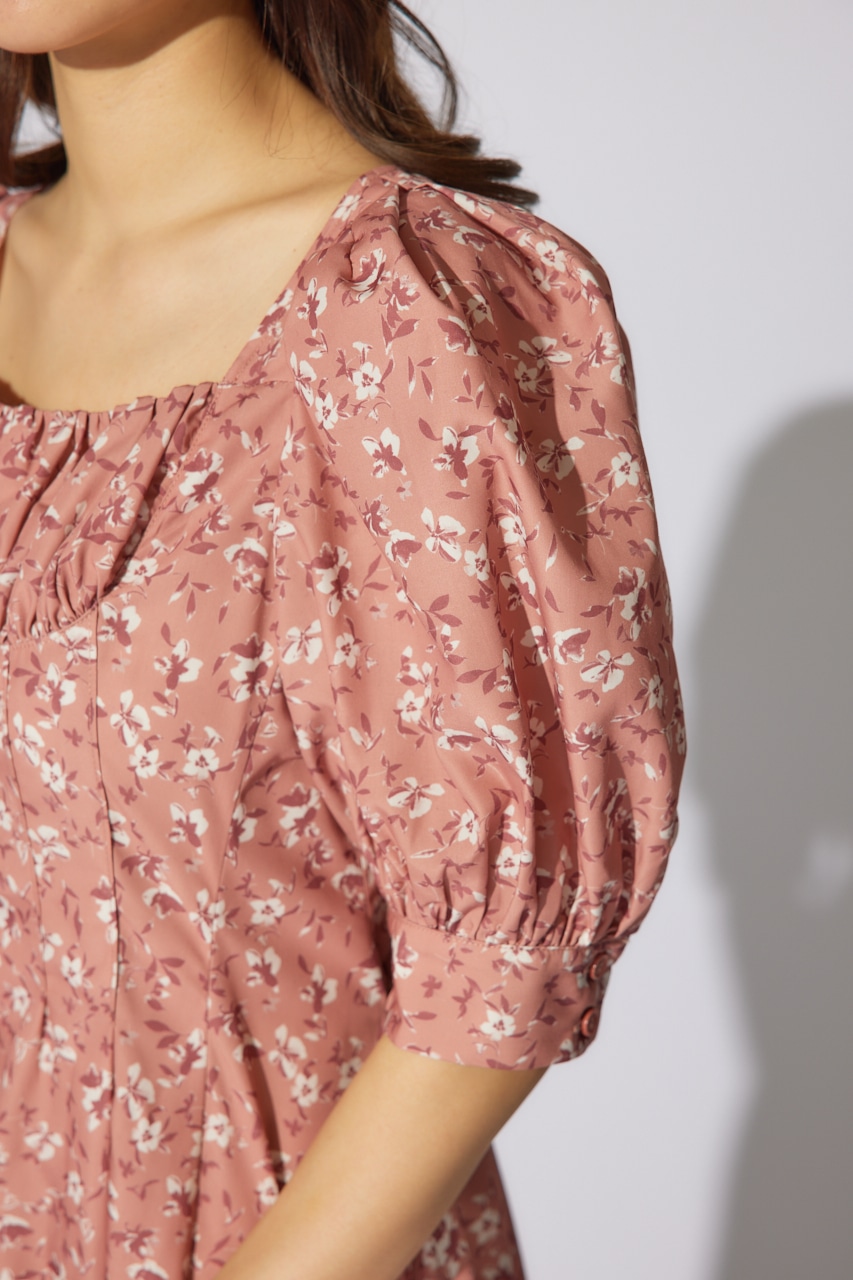 バストギャザーデザインフレアワンピース 柄RED S