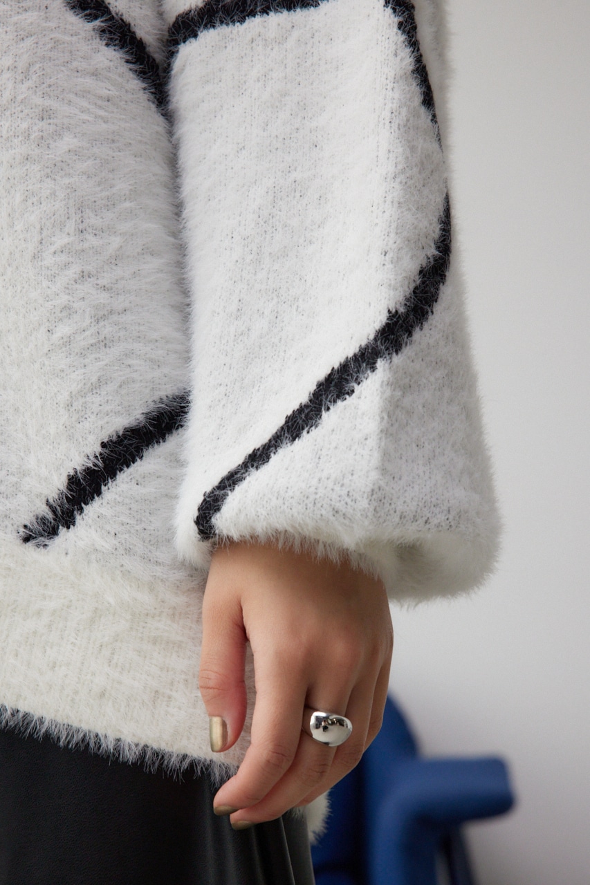 ニュアンスライン柄ニット IVOY FREE