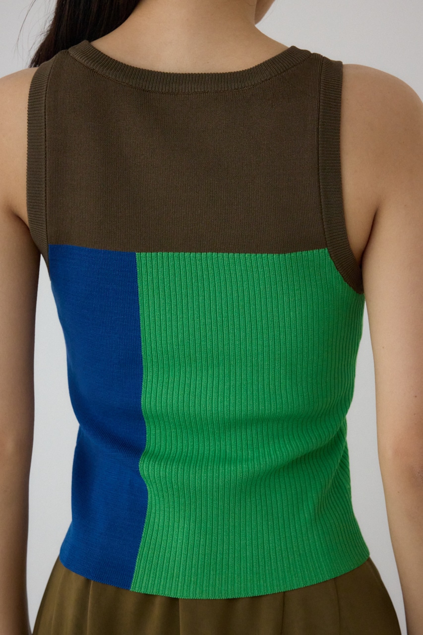 【PLUS】カップ付きバイカラーニットタンクトップ KHA FREE
