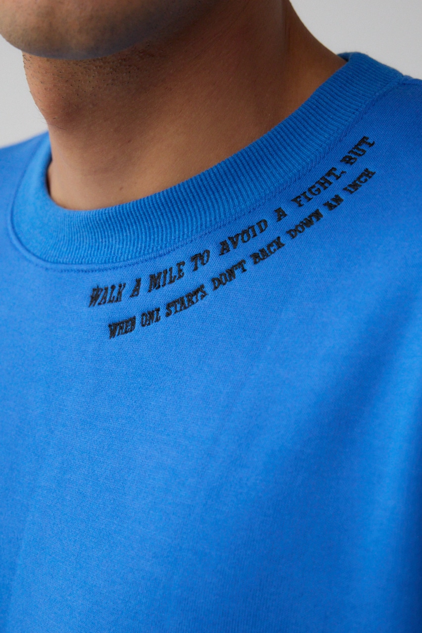 裏起毛ネック刺繍プルオーバー BLU L