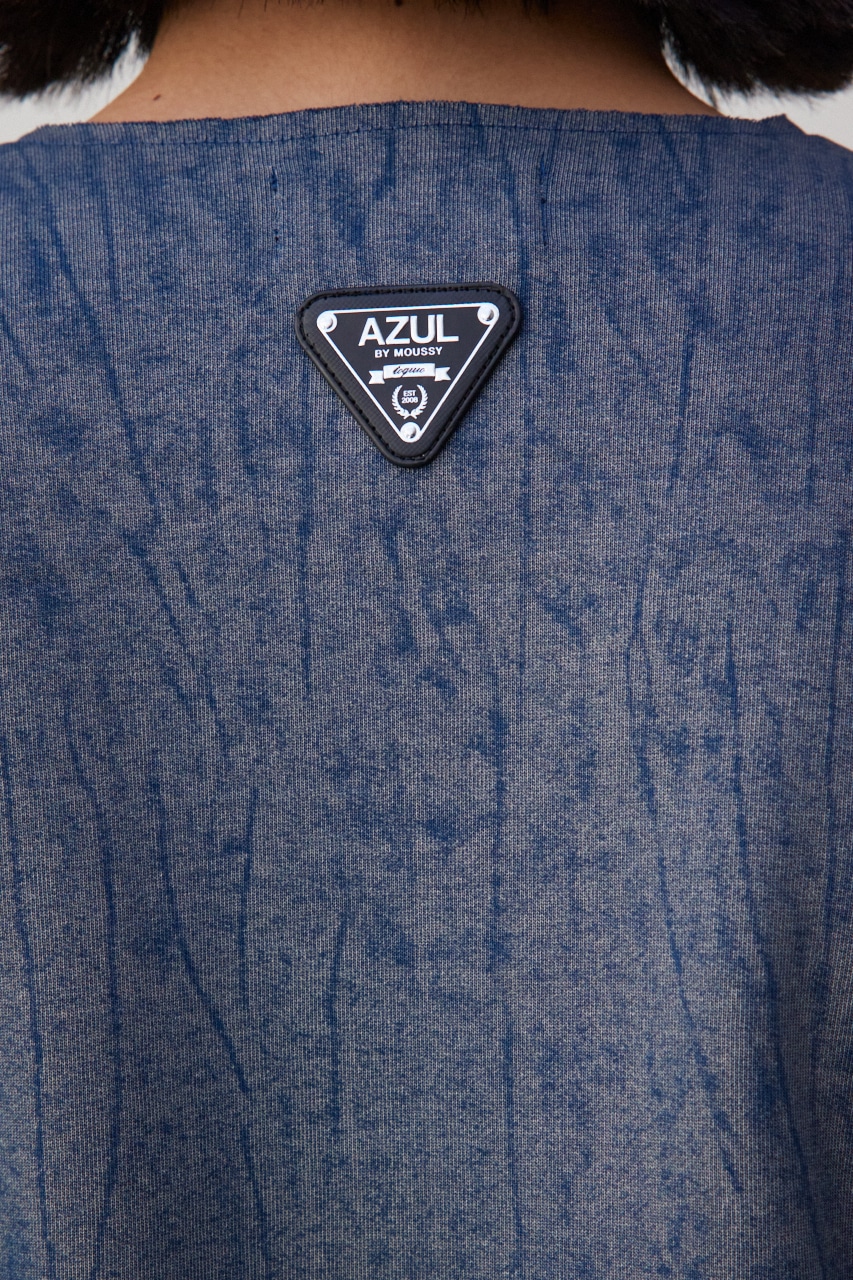 ロゴプレートダンボールトップス BLU FREE