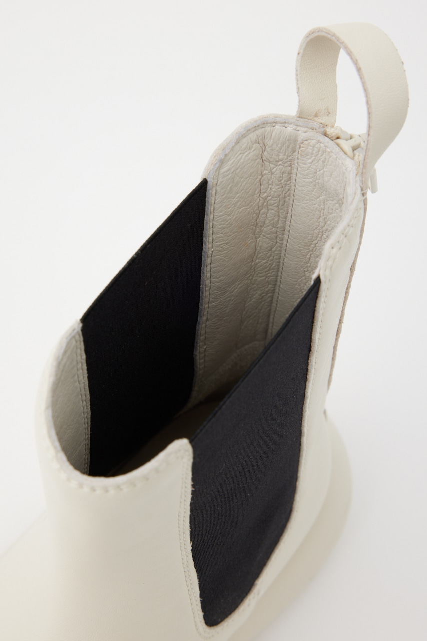 ココナチェルシーポットブーツ WHT 23.5cm