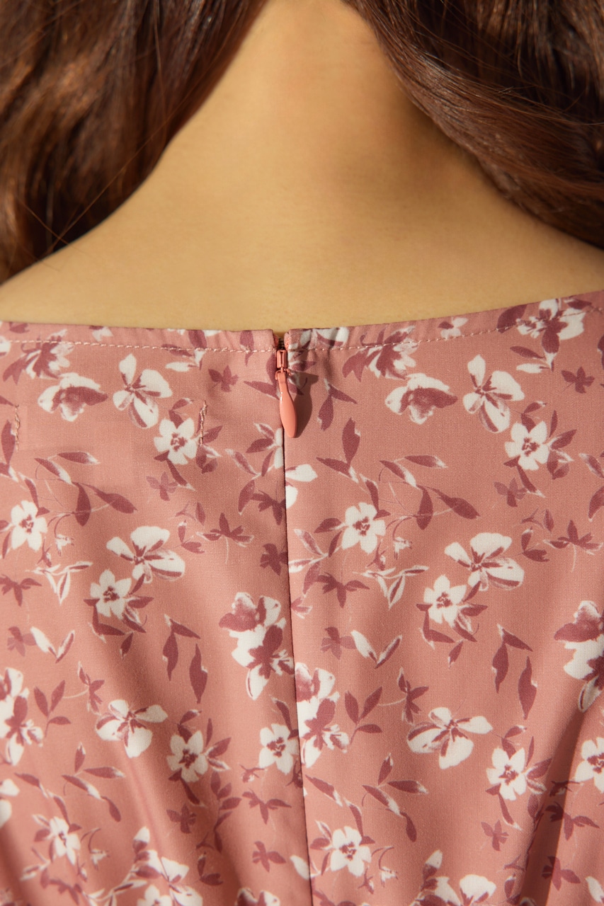 バストギャザーデザインフレアワンピース 柄RED S