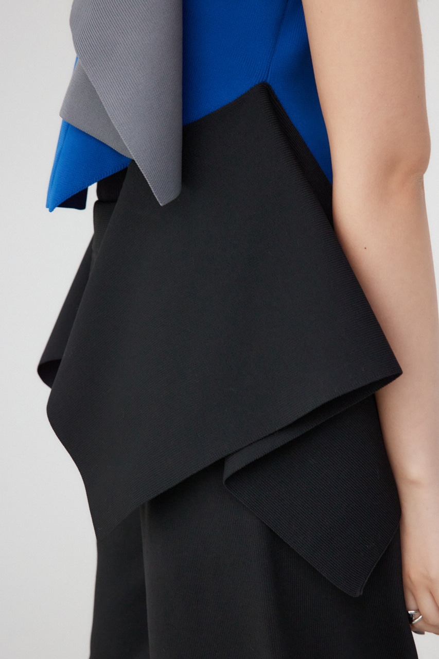 【PLUS】アシンメトリーヘムニットベスト 柄BLU FREE