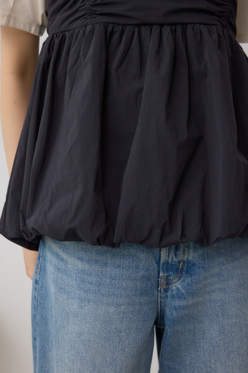 ペプラムバルーントップス BLK M