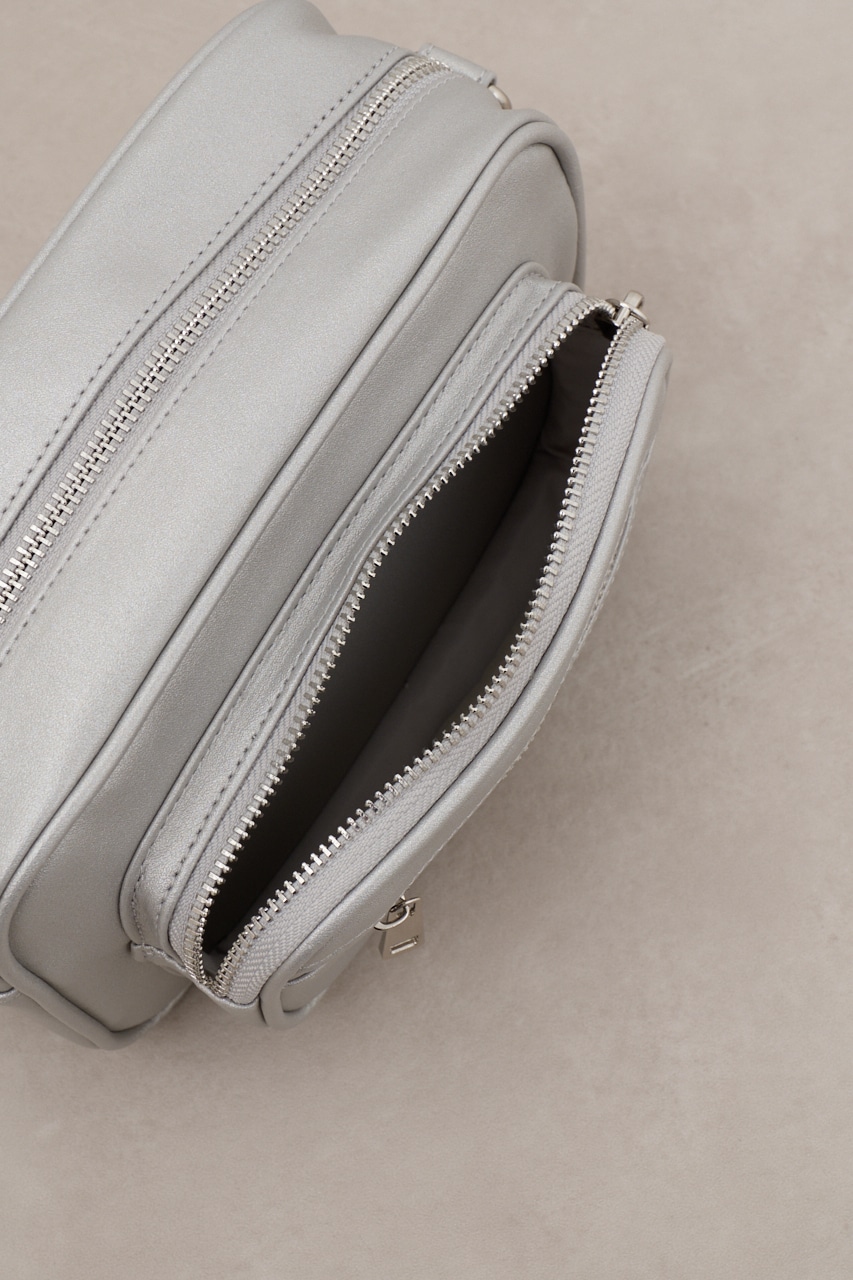 アウトポケットスクエアショルダーバッグ SLV FREE