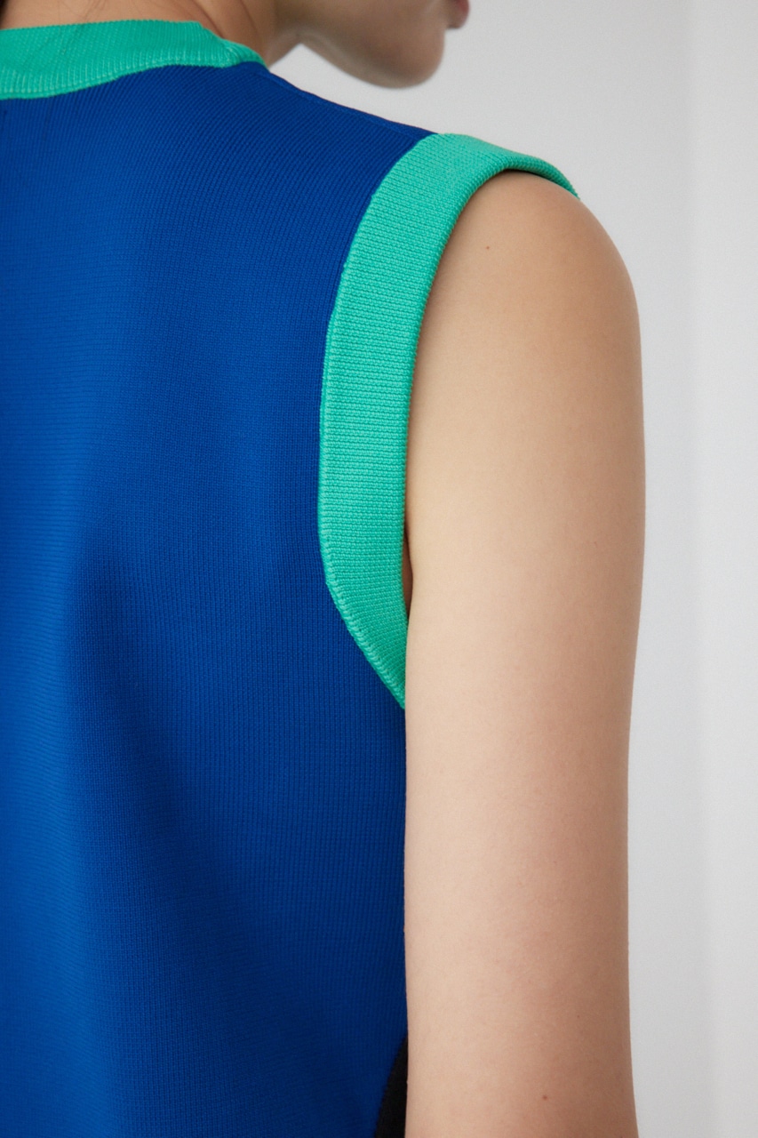 【PLUS】アシンメトリーヘムニットベスト 柄BLU FREE