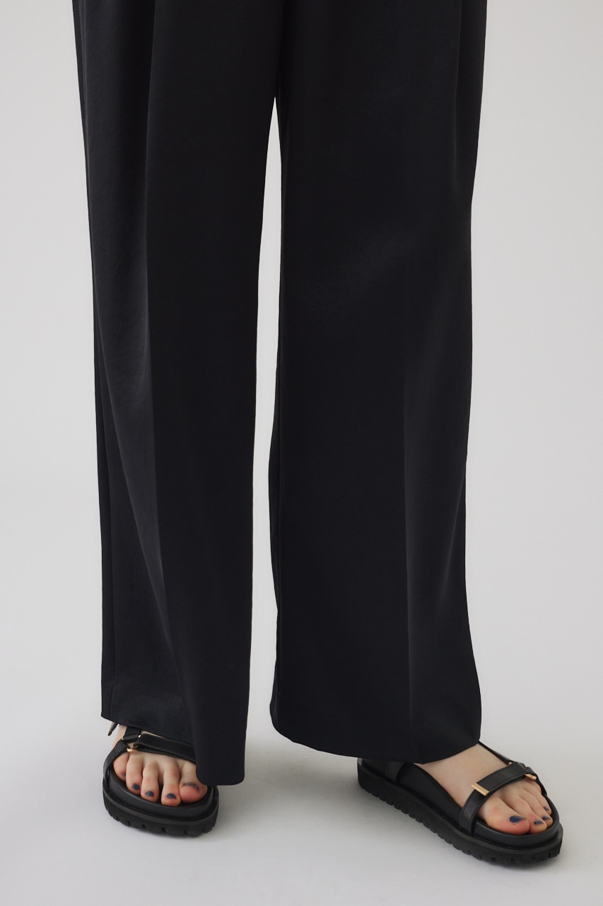 Loose satin slacks BLK 38
