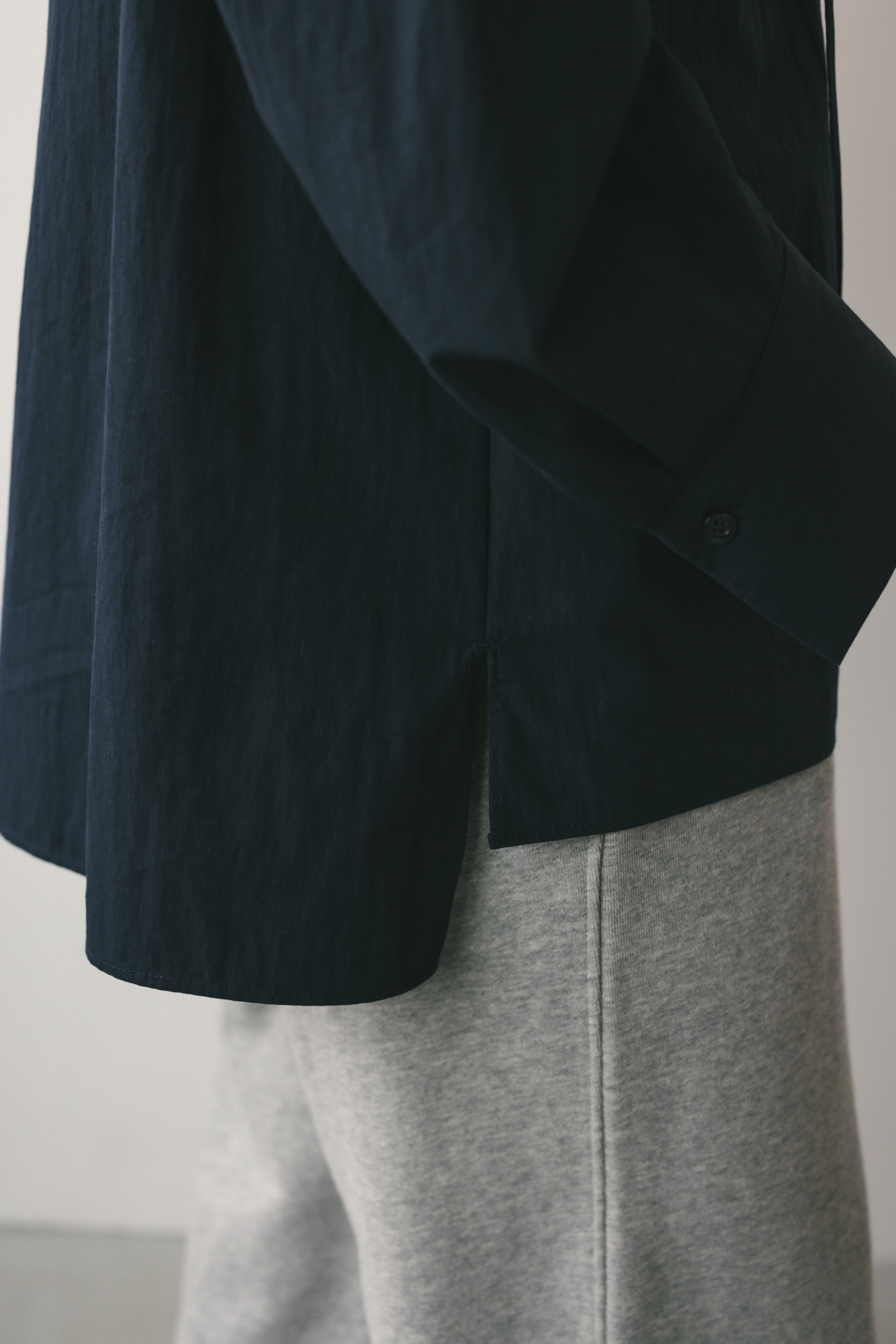 フリルカラーブラウス NVY FREE