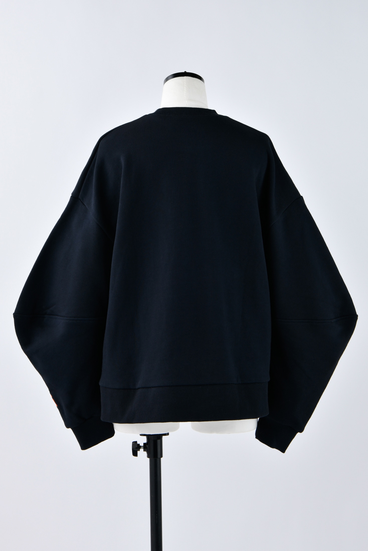 front vents pullover｜M｜WHT｜cut and sewn｜någonstans official 