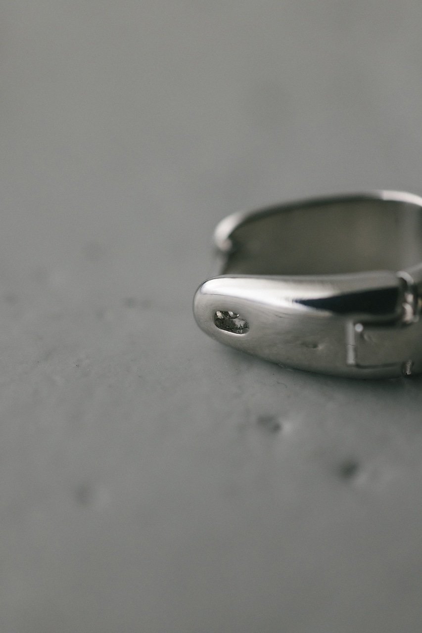 フラップフープピアス SLV FREE