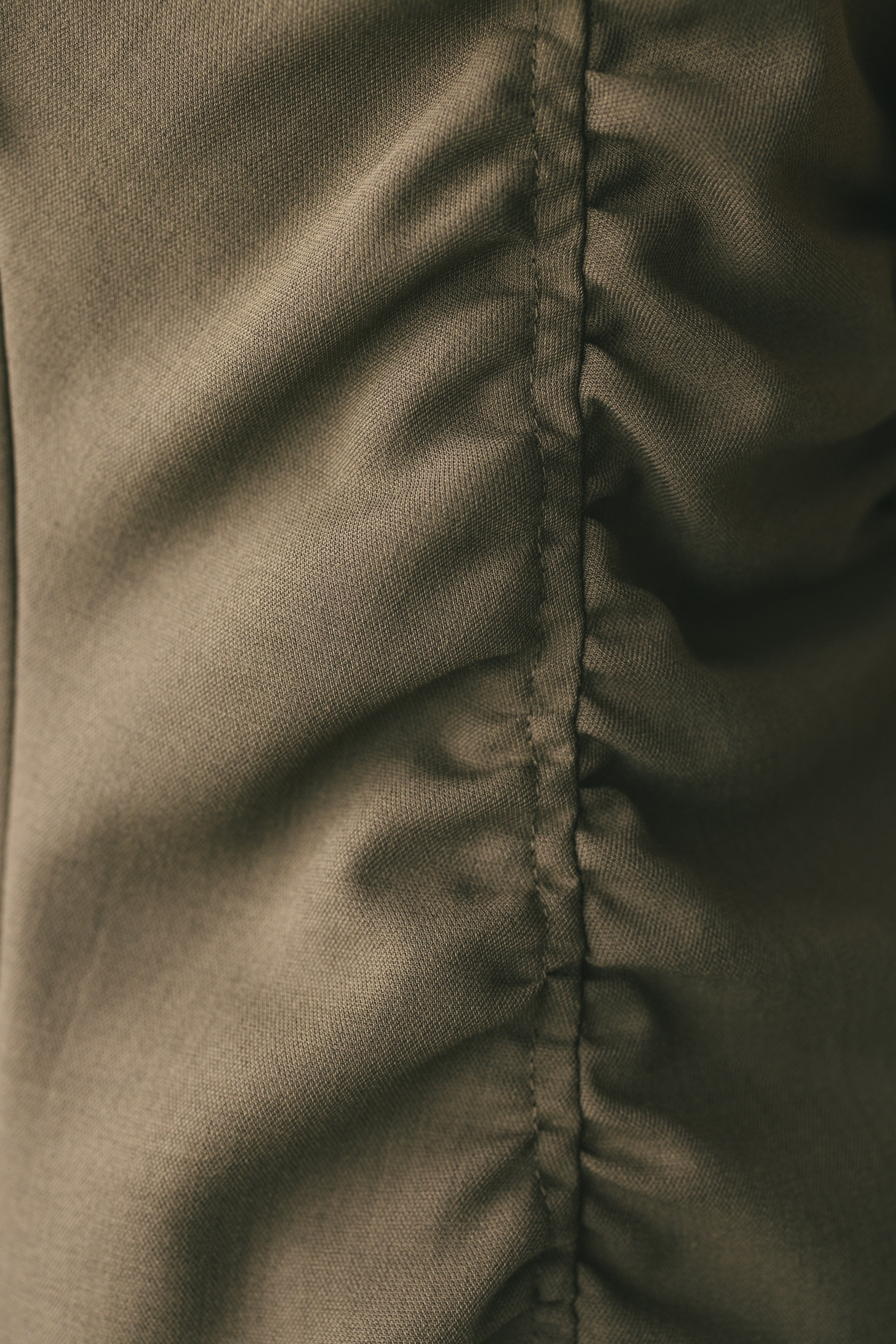 シャーリングサスペンダースカート KHA S