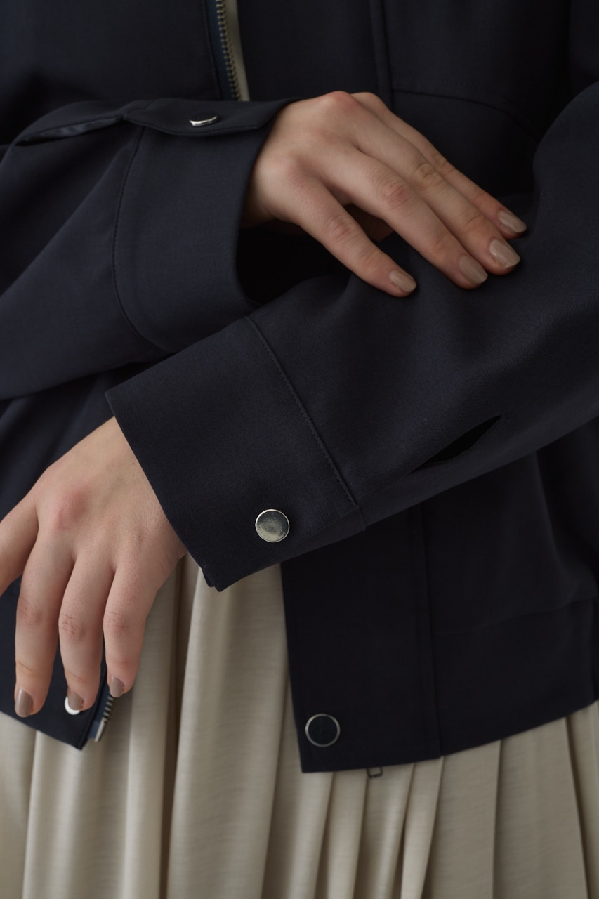 Back tuck box BZ NVY FREE