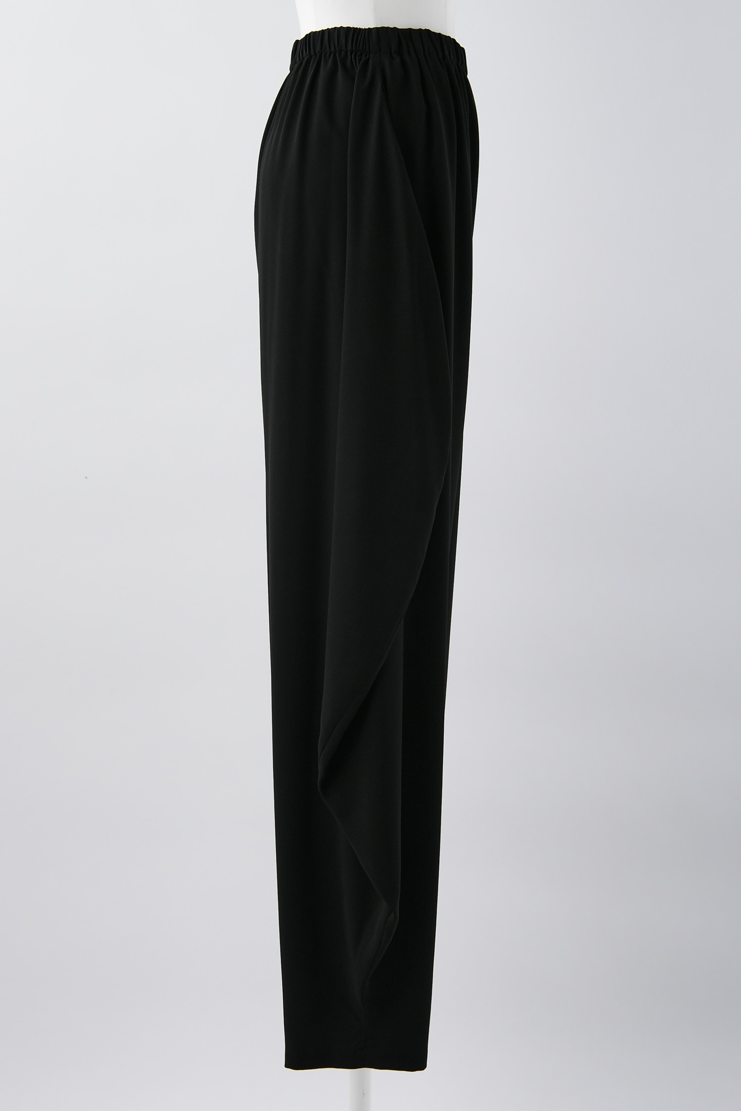 CIRCLE DRAPE PANTS｜36｜BLK｜TROUSERS｜|ENFÖLD OFFICIAL ONLINE STORE | エンフォ