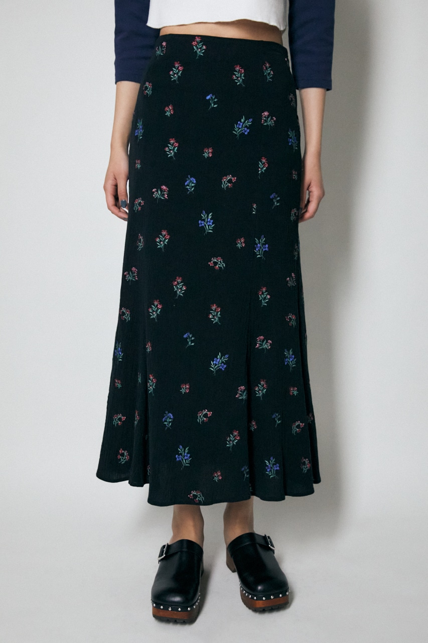 【DODO BAR OR】FLOWER EMBROIDERY SKIRTスカート