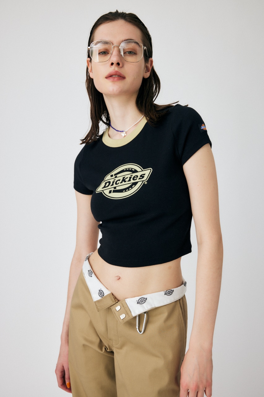 moussy × Dickies クロップドTシャツ