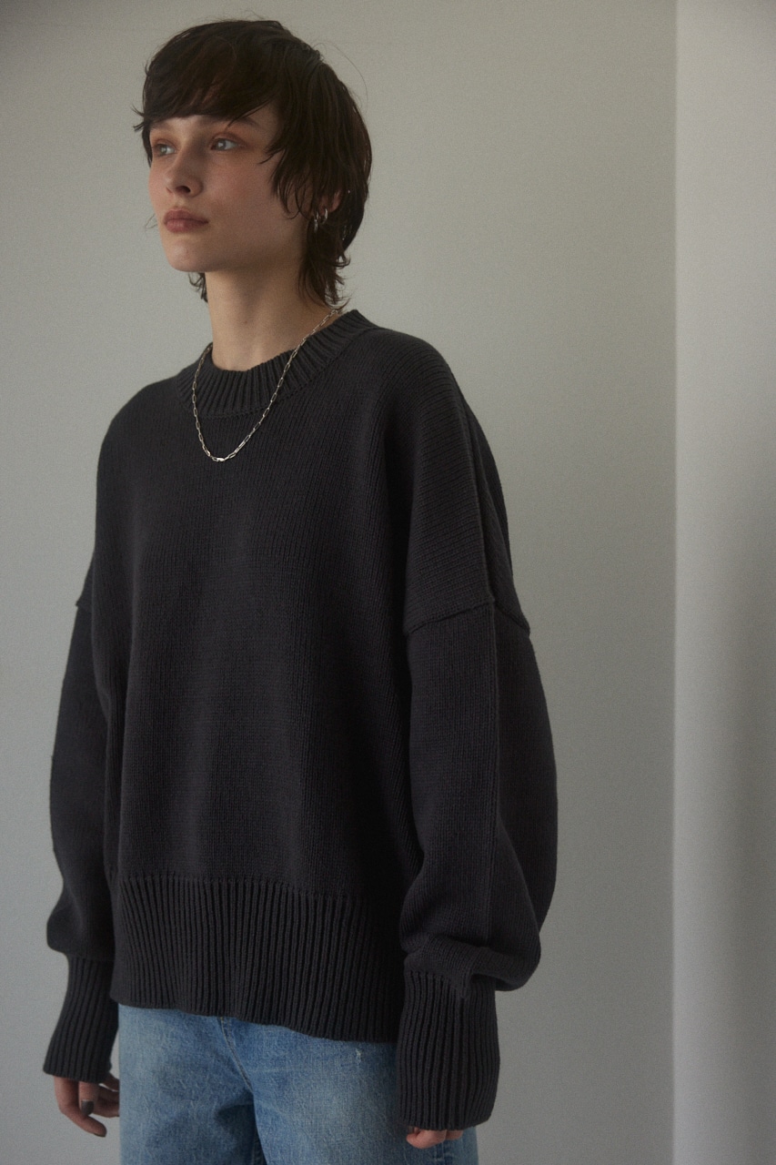 oversize knit pullover