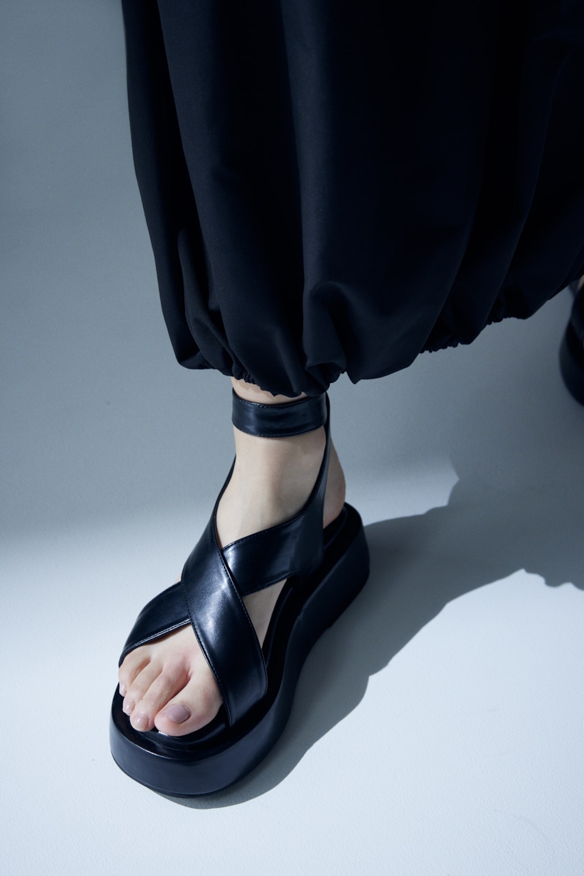 【PLUS】CROSS ANCLE BELT SANDALS