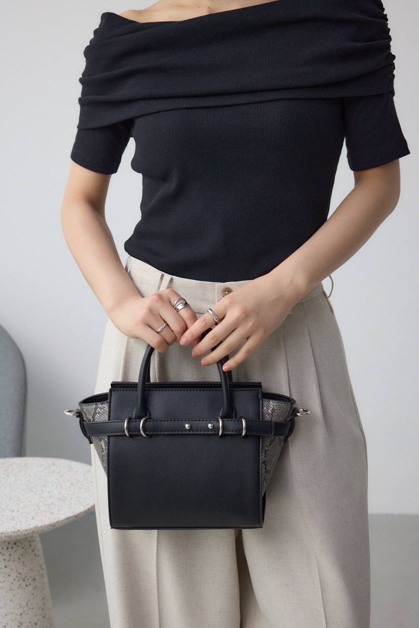 AZUL BY MOUSSY | ベルトデザイントラペイズドバッグ (すべて