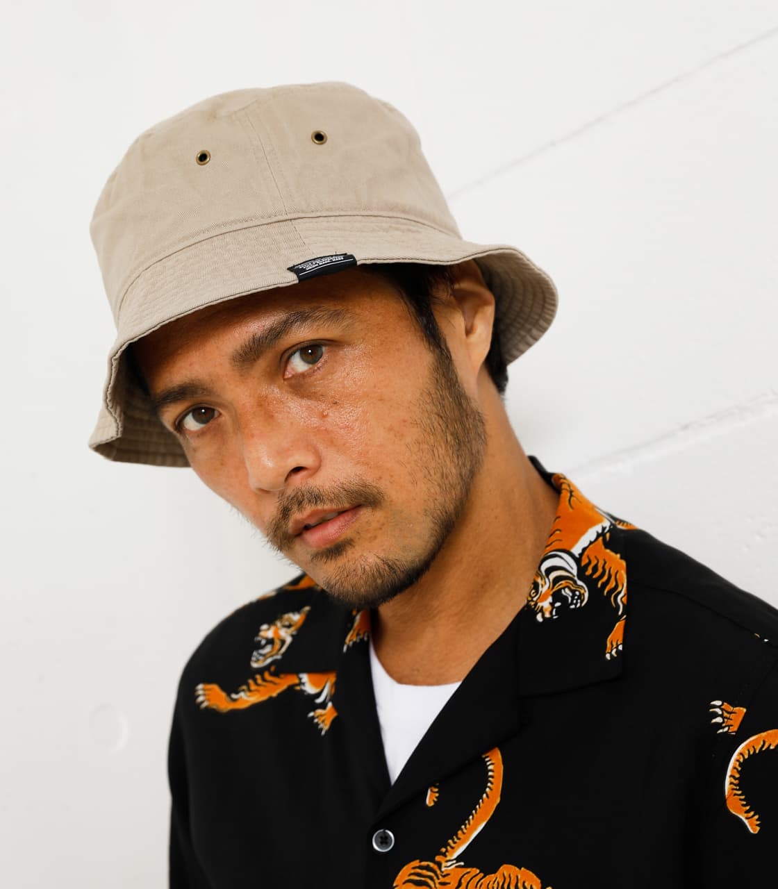 Newhattan Azul Bucket Hat Free Beg 帽子 バロックジャパンリミテッド 公式通販サイト Shel Tter Web Store シェルターウェブストア