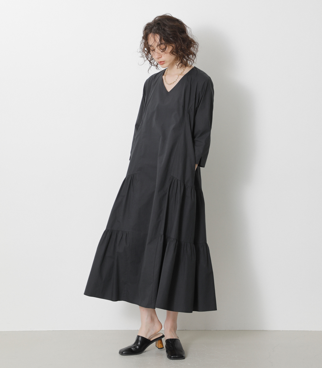 Vネックティアードワンピース S L Blk ワンピース ミニ ミディアム バロックジャパンリミテッド 公式通販サイト Shel Tter Web Store シェルターウェブストア