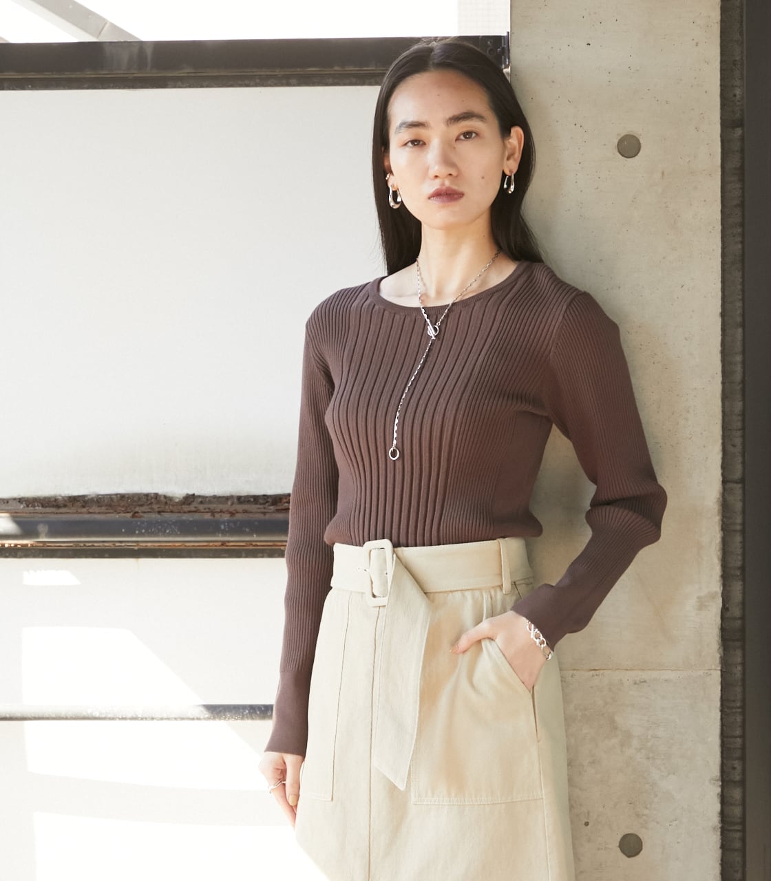ランダムリブクルーネックニット S Brn ニット バロックジャパンリミテッド 公式通販サイト Shel Tter Web Store シェルターウェブストア