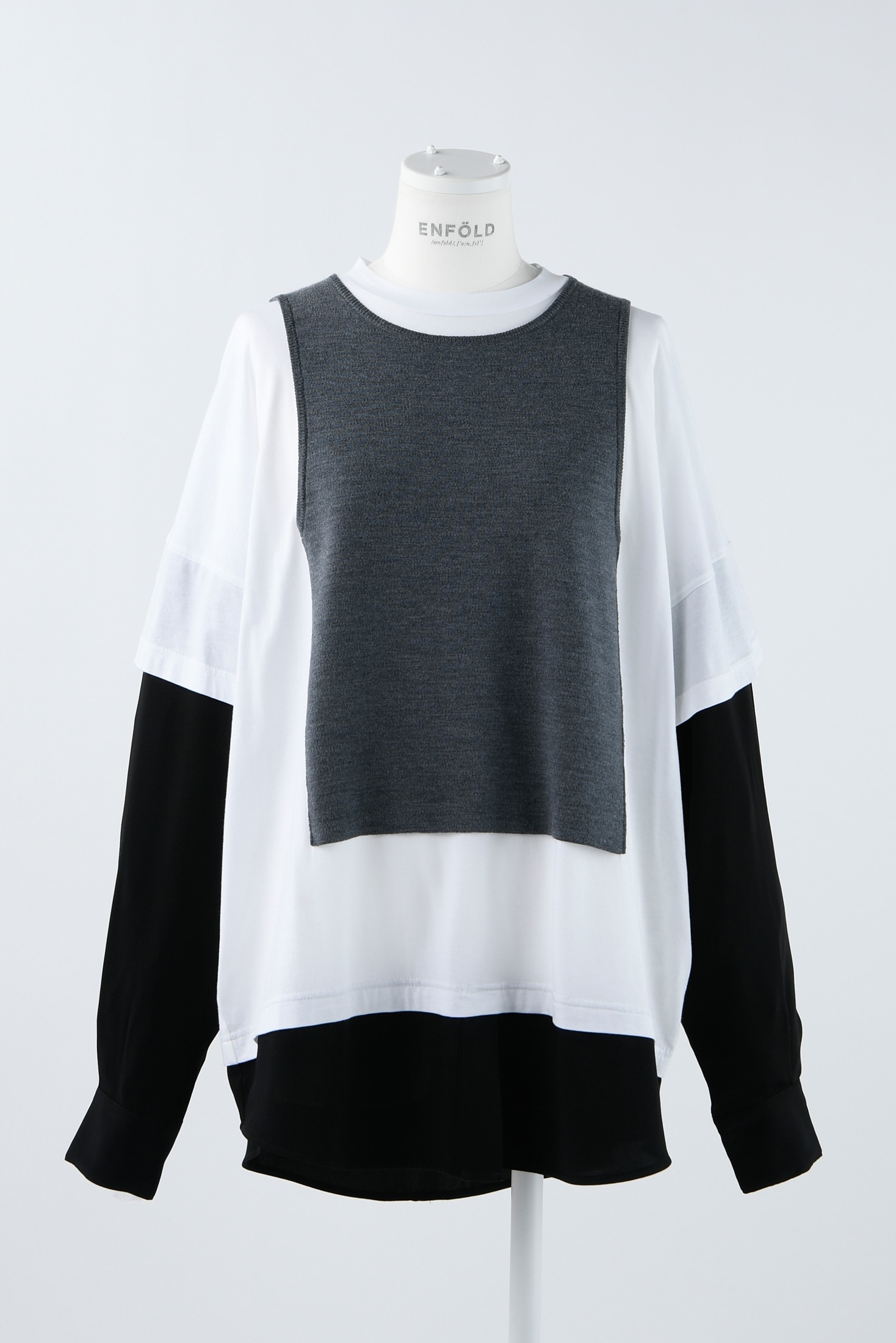 FAKE-LAYERED PULLOVER