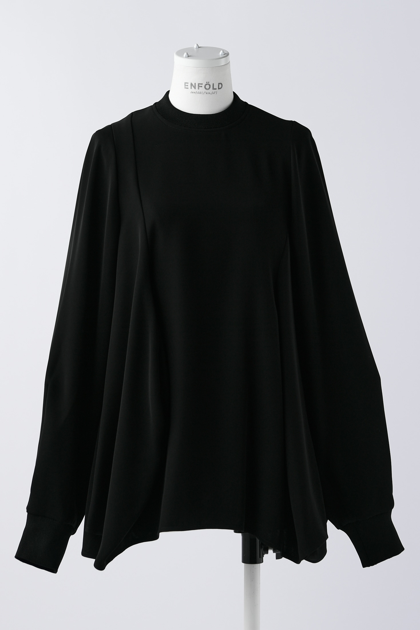 ENFOLD エンフォルド CURVE-DRAPE PULLOVER-