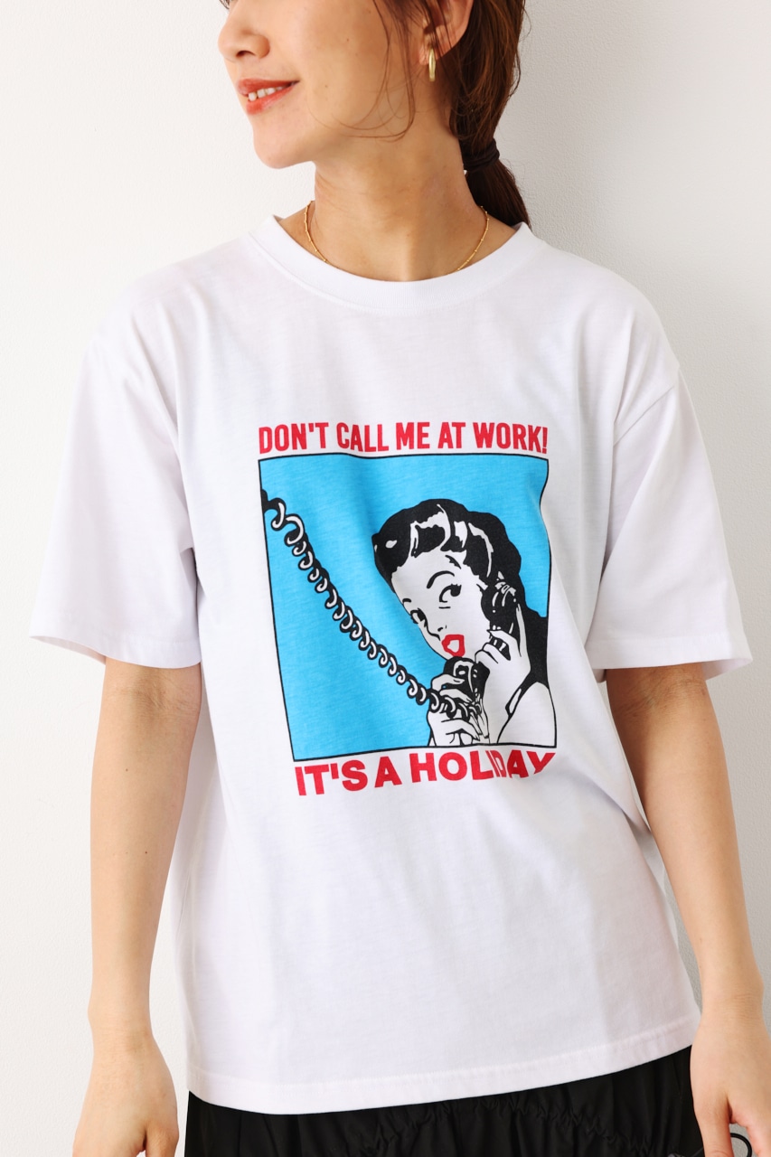 RODEO CROWNS WIDE BOWLのHOLIDAY LADY Tシャツ