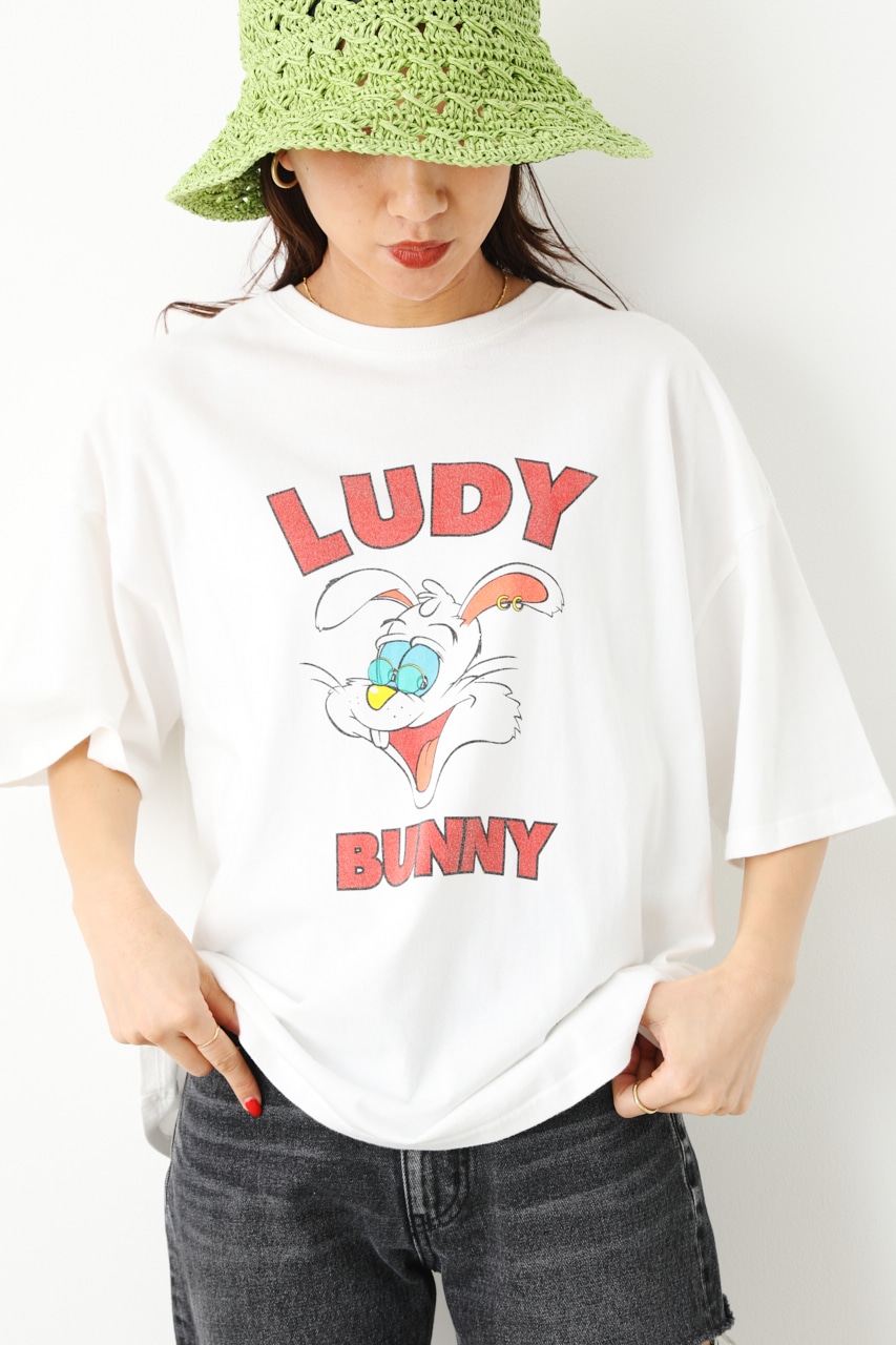 RODEO CROWNS WIDE BOWLのLUDY RABBIT Tシャツ